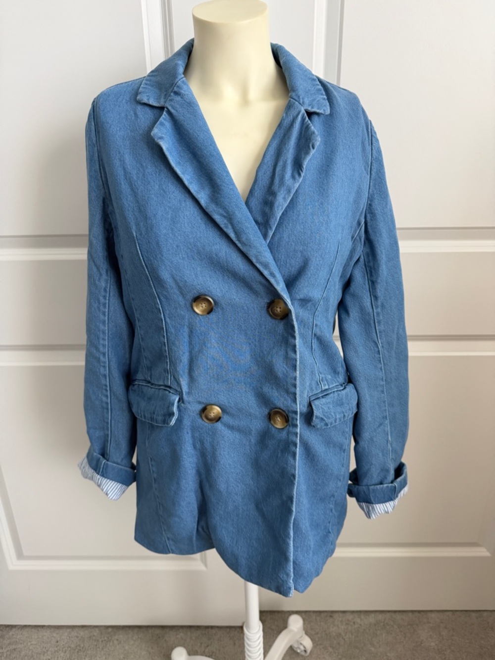 SUNDANCE Oakley Blue Lyocell Light Wash Denim Blazer-Small